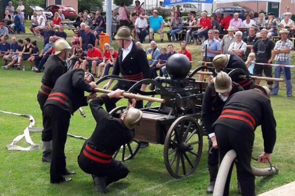 Handdruckspritzenwettbewerb 2017 in Amsham