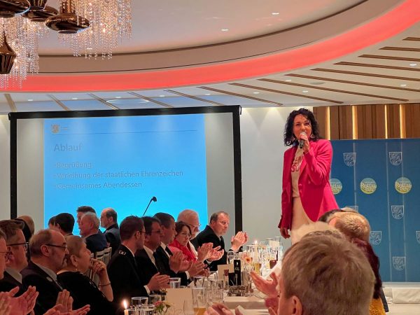 Moderatorin Romy Dadlhuber